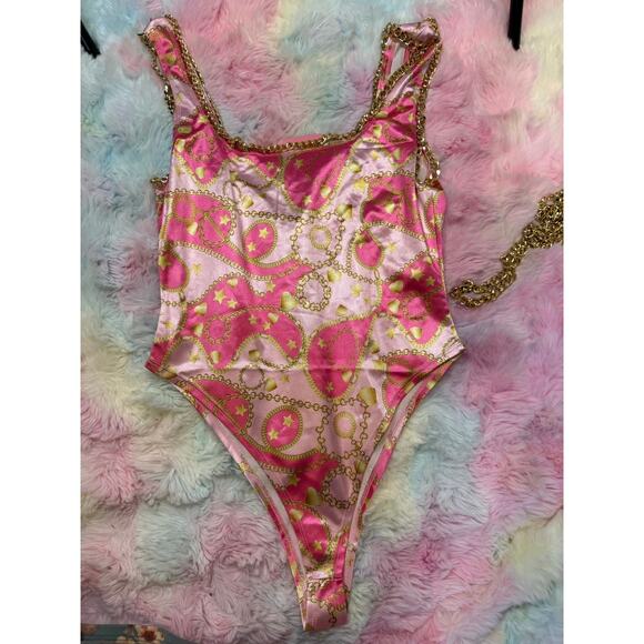 NWT Sugar Thrillz Pink Chain Bodysuit & Shorts Set Large - Picture 4 of 12